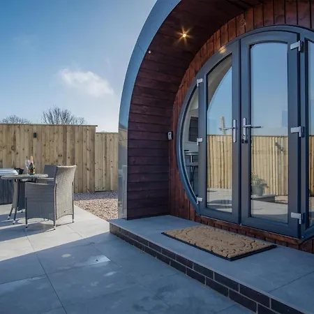 Bracken Burrows - 1 Bedroom Pod - New Hedges Exterior photo