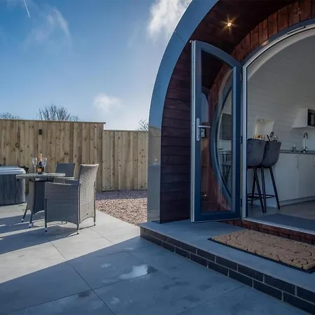 Bracken Burrows - 1 Bedroom Pod - New Hedges Exterior photo