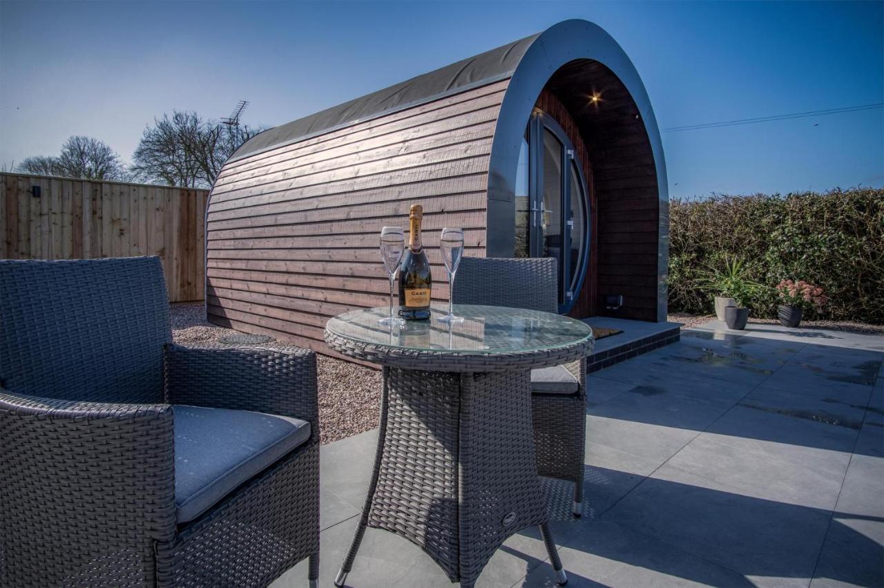 Bracken Burrows - 1 Bedroom Pod - *